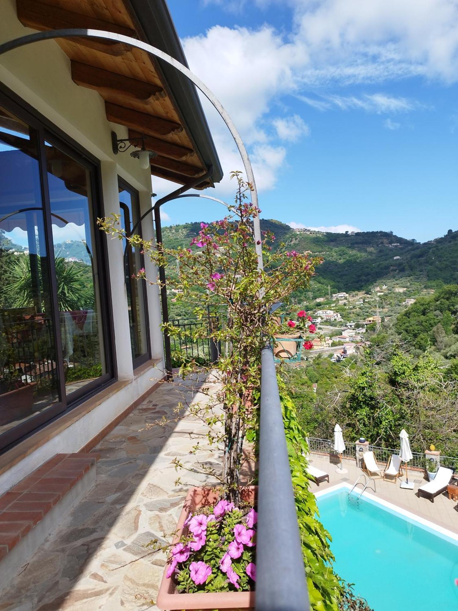 Borgo San Francesco Hotel Gioiosa Marea Ngoại thất bức ảnh