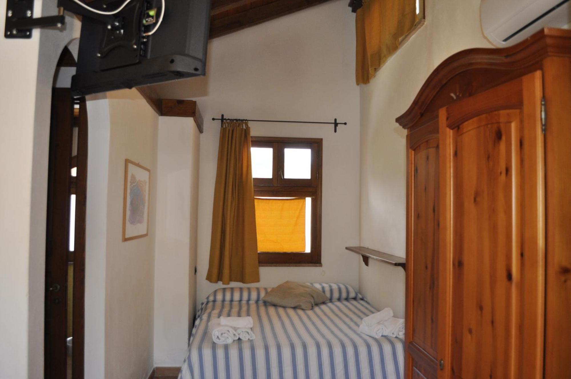 Borgo San Francesco Hotel Gioiosa Marea Phòng bức ảnh