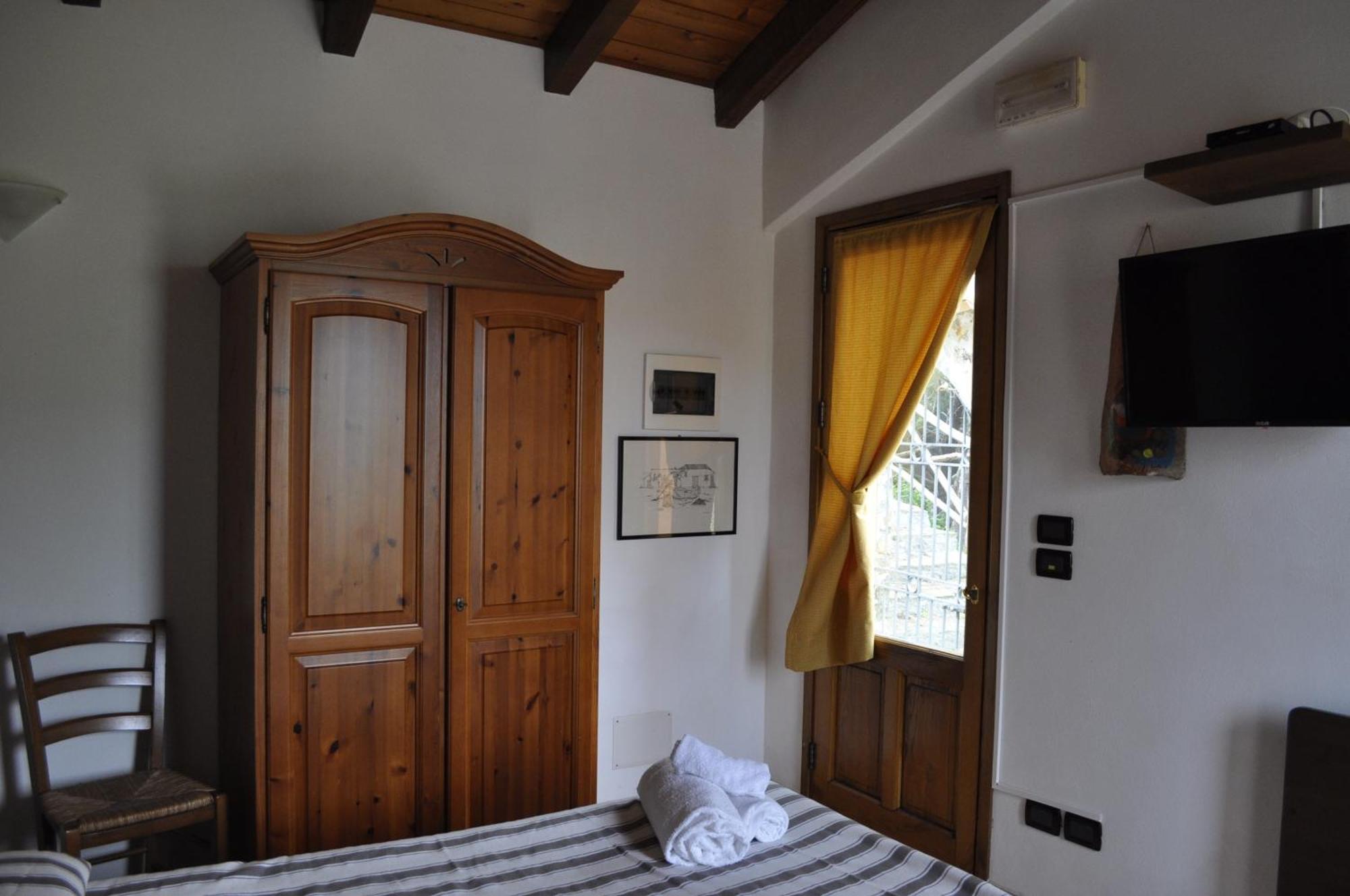 Borgo San Francesco Hotel Gioiosa Marea Phòng bức ảnh