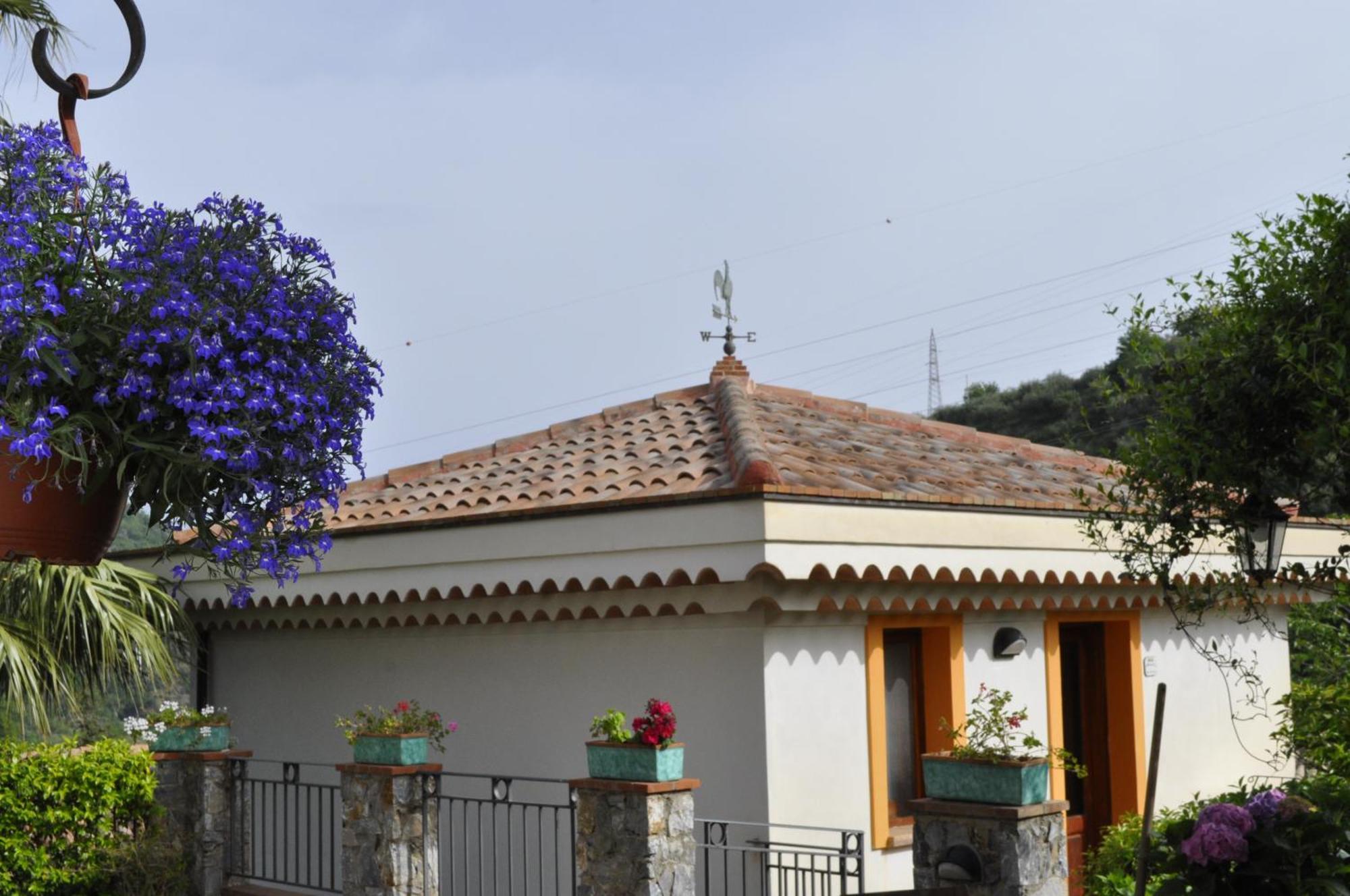 Borgo San Francesco Hotel Gioiosa Marea Phòng bức ảnh