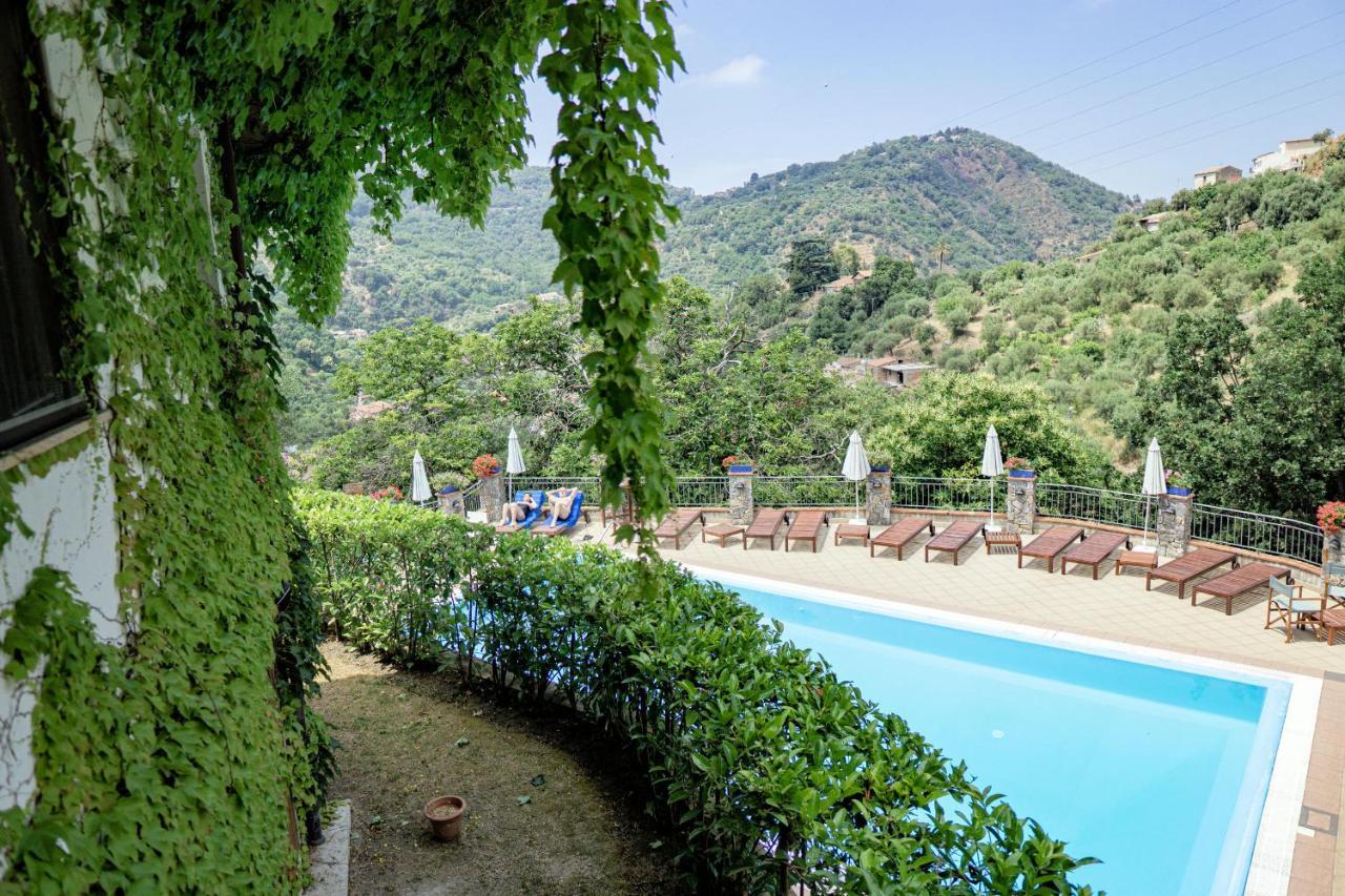 Borgo San Francesco Hotel Gioiosa Marea Ngoại thất bức ảnh